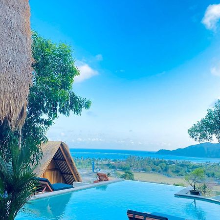 Sky Mountain Views Hotel Kuta  Eksteriør billede